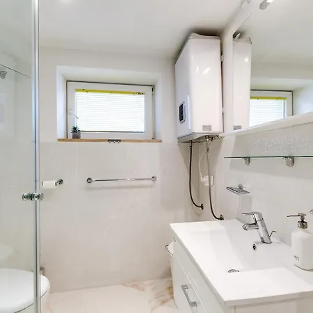 Apartment In The Heart Of Carera Street Rovinj